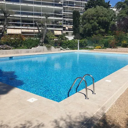 Studio Cabine Tanit Daire Antibes